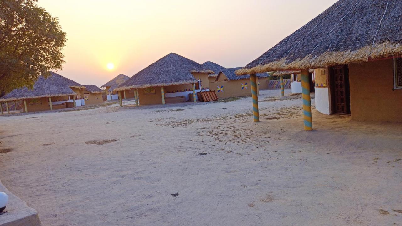 Mahefeel E Rann Resort Bherandiāla المظهر الخارجي الصورة
