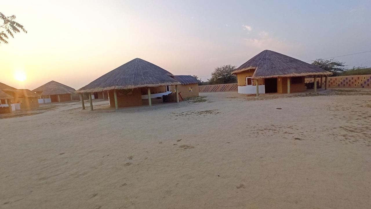 Mahefeel E Rann Resort Bherandiāla المظهر الخارجي الصورة