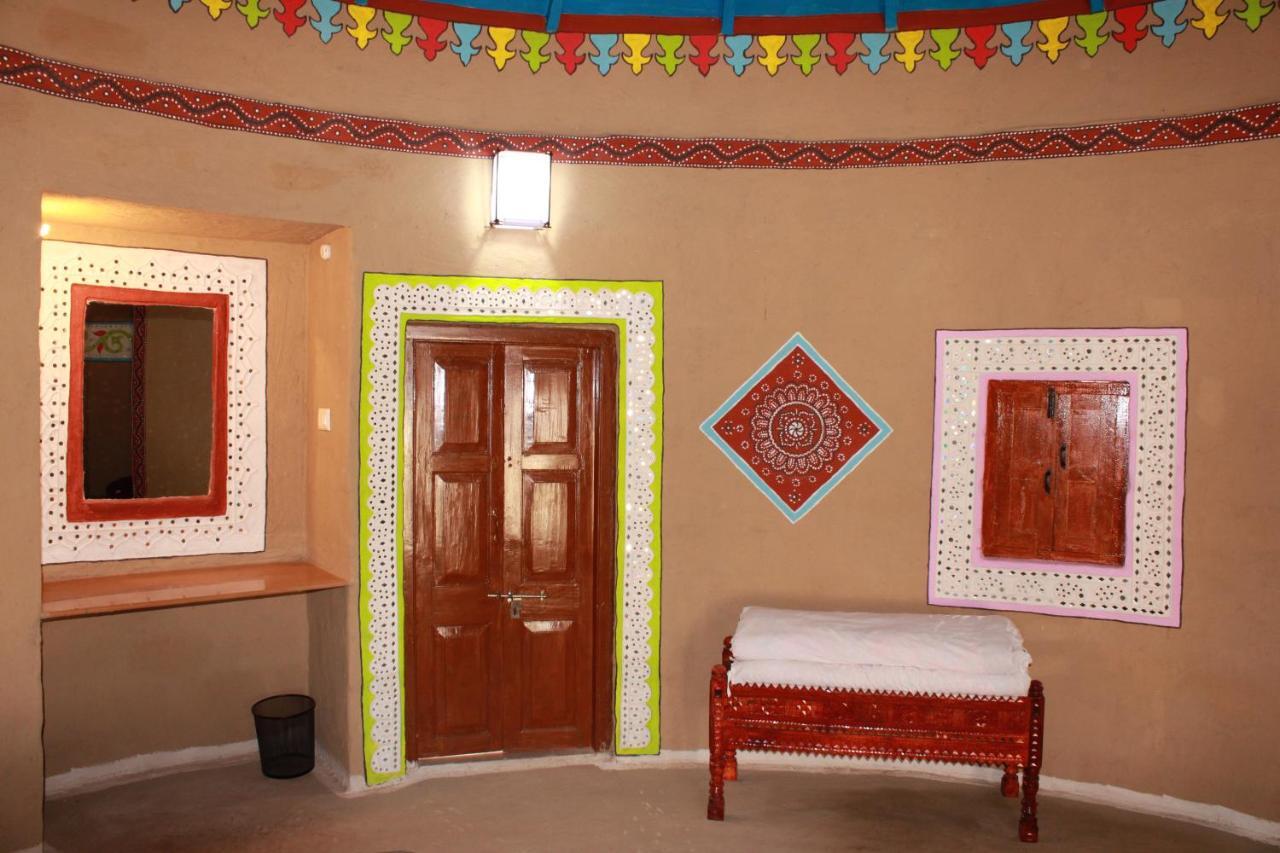 Mahefeel E Rann Resort Bherandiāla المظهر الخارجي الصورة